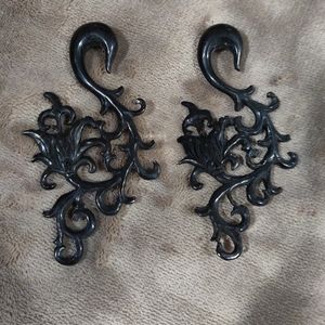 Black Floral Hanging Tapers/gauges Size 00